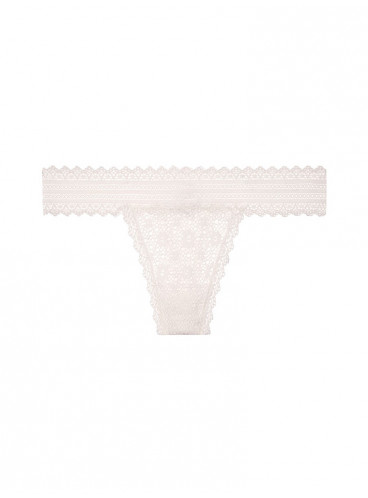 Трусики-стринги из коллекции Lacie Lace от Victoria's Secret 