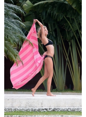 Пляжный плед от Victoria's Secret