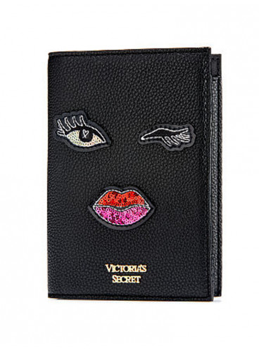 Обложка для паспорта Bombshell Vibes от Victoria's Secret 