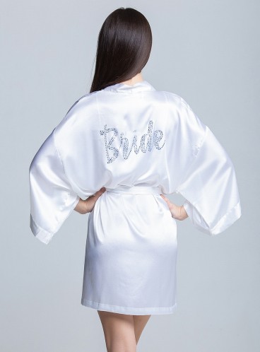 Розкішний халат для нареченої від Victoria's Secret Bride