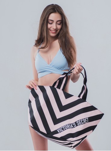 Стильная дорожная сумка Victoria's Secret - Stripe