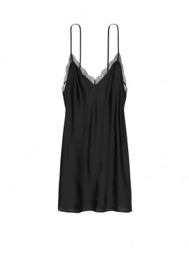 Докладніше про Нічна сорочка із колекції Satin &amp; Lace від Victoria&#039;s Secret - Black