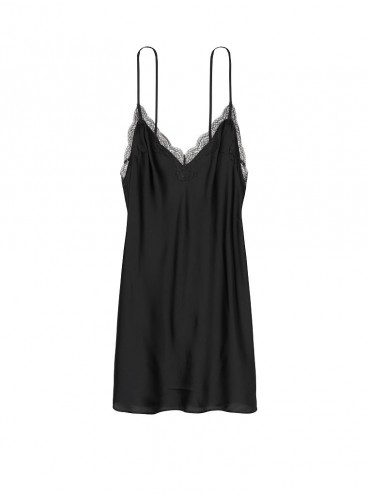 Ночная рубашка из коллекции Satin & Lace от Victoria's Secret - Black