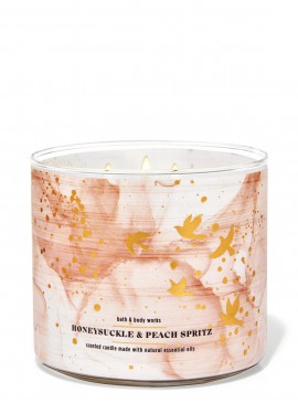 Фото Свеча Honeysuckle & Peach Spritz от Bath and Body Works