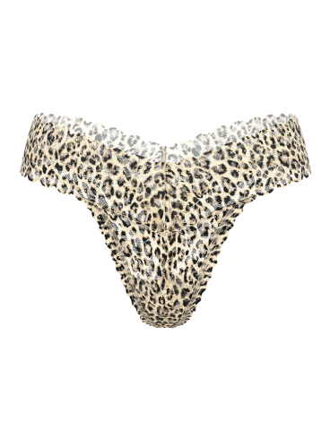 Кружевные трусики-стринги из коллекции The Lacie от Victoria's Secret - Wild Things